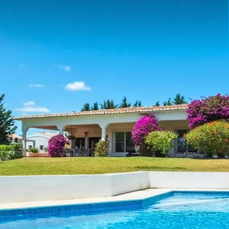 Вилла Exclusive Secluded With Private Pool Hot Tub & Bbq -7 Minutes From Marbella